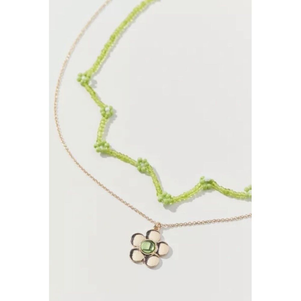 Urban Outfitters Layla Beaded Flower Layered Necklace Gold Tone LT Green Color